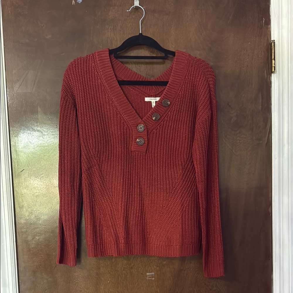 Women's V-Neck Button Sweater - Rust